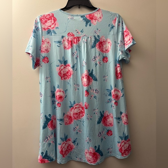 Blue Floral Top XXL - Picture 3 of 3
